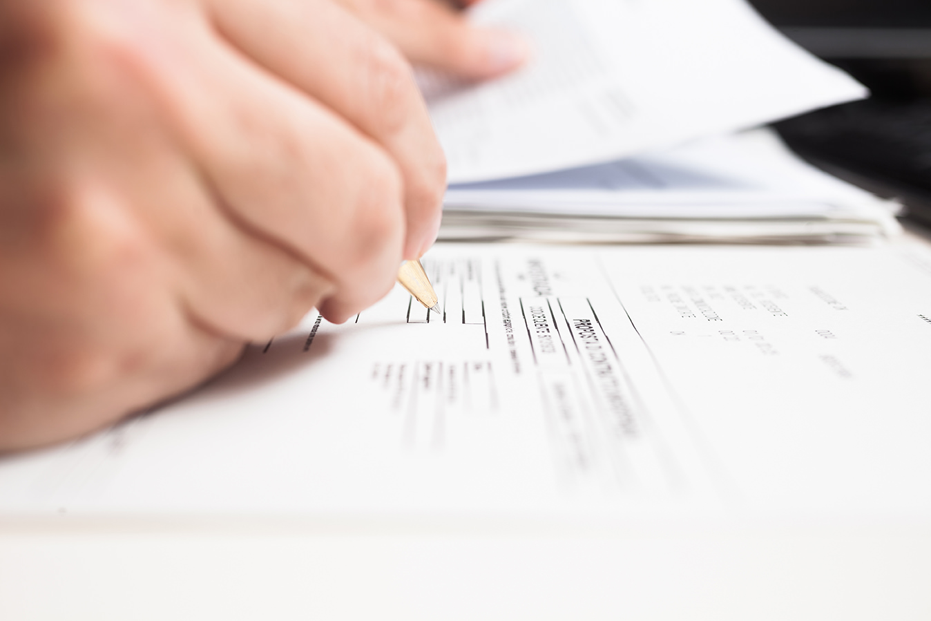 Deducting Wages, Real Estate Agents & Schedule C